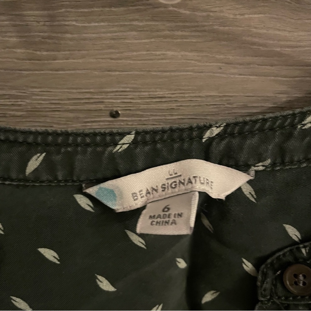 L.L. Bean Button Front Top - Picture 3 of 6